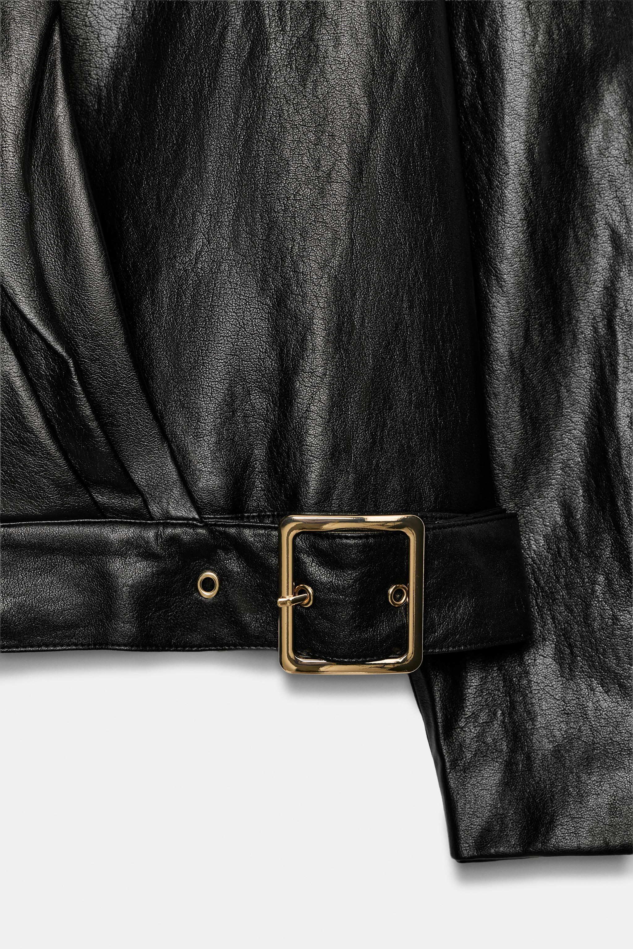 VESTE CROISÉE EN MATIÈRE SYNTHÉTIQUE